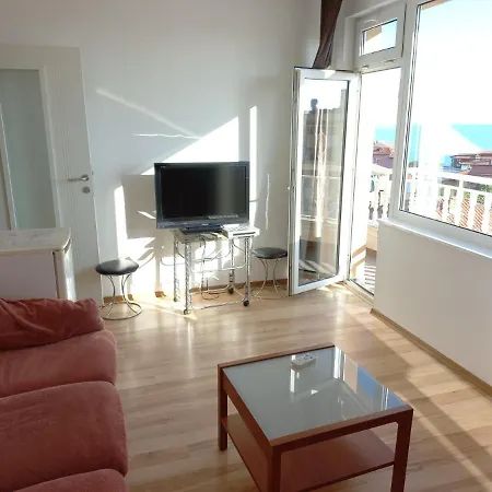 Rona - Free Parking And Sea View Pensionat