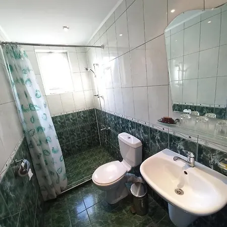 Rona - Free Parking And Sea View Pensionat