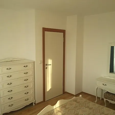 Pensionat Rona - Free Parking And Sea View Sveti Vlas