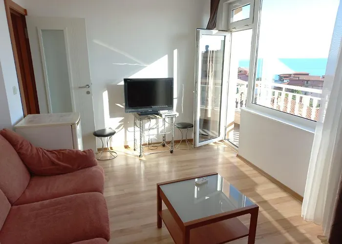 Rona - Free Parking And Sea View Πανσιόν